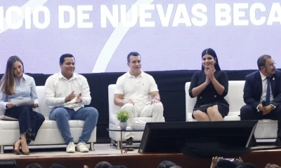 El presidente Noboa participó en un conversatorio en la Universidad Técnica de Machala / Foto: cortesía Presidencia 