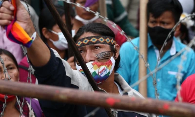 Marcha indígena avanza hacia Quito para exigir el recuento de votos / Foto EFE