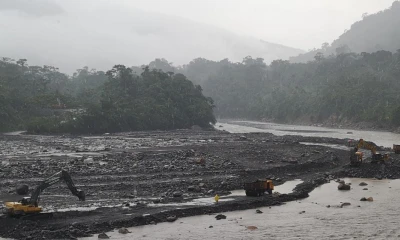 El retiro de los sedimentos depositados junto a la descarga de Coca Codo Sinclair inició / Foto: cortesía CELEC