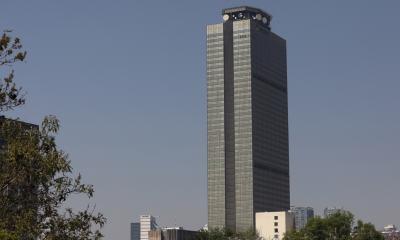 Fitch Ratings explicó en el reporte que México ha adoptado medidas legislativas que permiten a Pemex compartir un techo de deuda con la Secretaría de Hacienda y Crédito Público/ Foto: cortesía EFE