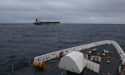 Noem aseguró que el petrolero se encontraba "en aguas internacionales cerca del Caribe" / Foto: EFE 