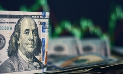 La divisa estadounidense bajó -56,51 pesos respecto a la jornada anterior (-1.71%). / Foto: Shutterstock