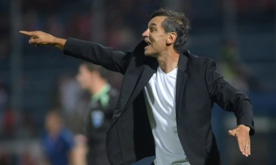 La renuncia de Bustos se produjo un día después de la derrota en la Liga ecuatoriana por 1-3 ante Emelec, en el denominado 'Clásico del Astillero de Guayaquil' / Foto: EFE