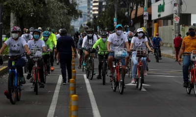 "Pedaleada por la paz" en Quito en homenaje a periodistas asesinados en 2018 / Foto: EFE
