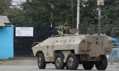 El arsenal se escondía en el piso de una de las celdas / Foto: EFE