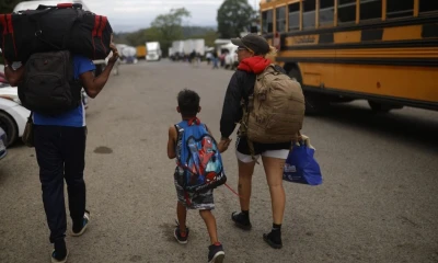 "El Perú ya no está en capacidad de seguir acogiendo a migrantes irregulares", señaló De Zela / Foto: EFE
