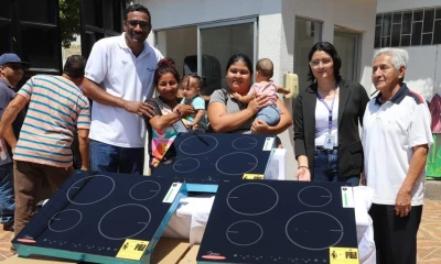 Las primeras 200 cocinas de inducción fueron entregadas en Guayaquil / Foto: cortesía MIES 