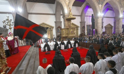 Esta ceremonia llegó a Quito desde España en el siglo XVI, y se ha celebrado de manera ininterrumpida a excepción de la pandemia de covid-19