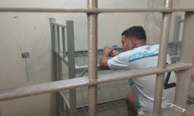 Tanto Freddy Anchundia, cabecilla de la banda "R7", como otro preso identificado como "Bermúdez", cabecilla de "Los Lobos", fueron llevados a La Roca / Foto: EFE