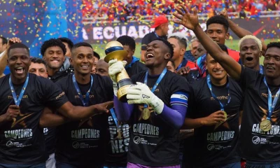 El Nacional dio la vuelta olímpica en el estadio Rodrigo Paz / Foto: cortesía El Nacional