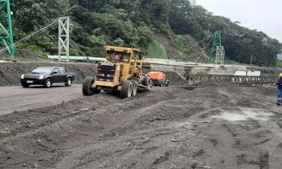 El ministro Roberto Luque se reunió con las autoridades de Napo/ Foto: cortesía MTOP