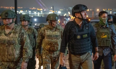 Entre las armas incautadas había un fusil y una arma de largo alcance / Foto: EFE