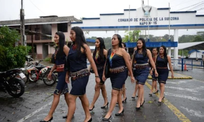 En sus días libres, las aspirantes utilizan la vestimenta autóctona. (Karina Defas / Expreso) 