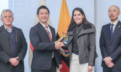 La viceministra de Ambiente, Daniela Limongi, se reunió con representantes de la agencia japonesa JICA / Foto: cortesía MAE