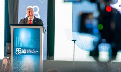 Jarrín señaló que el sector productivo representa "apenas el 26 % del consumo de energía" / Foto cortesía Francisco Jarrín