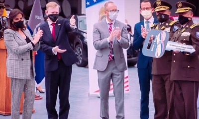 Estados Unidos entregó 20 vehículos a la Dirección Antinarcóticos de Ecuador / Cortesía de la Embajada de Estados Unidos