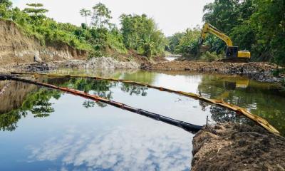 El pasado lunes, Naciones Unidas alertó de que este derrame dejó a 150.000 personas con la necesidad de ayuda humanitaria, mientras crecían las enfermedades respiratorias y estomacales./ Foto: cortesía