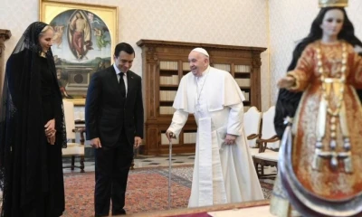 Daniel Noboa y su esposa, Lavinia Valbonesi, visitaron al papa en mayo de 2024 / Foto: cortesía Daniel Noboa