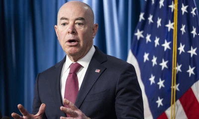 Las detenciones en la frontera entre EE. UU. y México han disminuido a 2.500 por día, con relación a las 8.400 detenciones diarias en diciembre / Foto: EFE