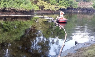 Petroecuador apoyó en los trabajos de contención del hidrocarburo / Foto: cortesía MAATE