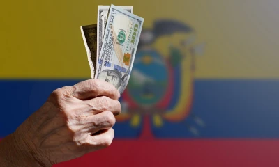 Lasso busca cumplir una de las ofertas de campaña de incrementar a $ 500 el salario básico en Ecuador hasta culminar su mandato en 2025.