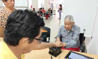 Juan Merchán acudió a la agencia del Registro Civil en Lago Agrio / Foto: cortesía Registro Civil
