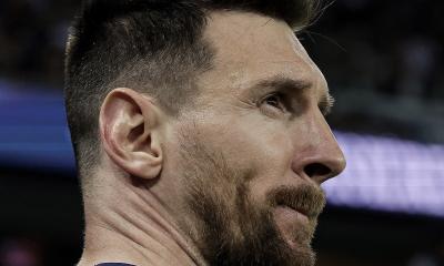 El duelo amistoso en Puerto Rico terminó con invasión de cancha, tensión entre jugadores y un inesperado momento que dejó a Lionel Messi en el suelo ante la mirada de miles de aficionados./ Foto: corteía