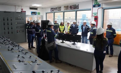 Durante el recorrido, las autoridades revisaron los trabajos de modernización de la Central Hidroeléctrica Cumbayá / Foto: cortesía MAE