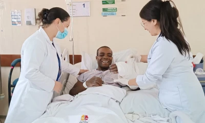 Se utilizó un microscopio endoscópico que permite ser mucho más preciso en este tipo de cirugías / Foto: cortesía Ministerio de Salud