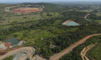 La mina de ferroníquel advirtió que podría detener una de sus dos líneas si continúa la reducción del suministro. / Foto: Cerro Matoso