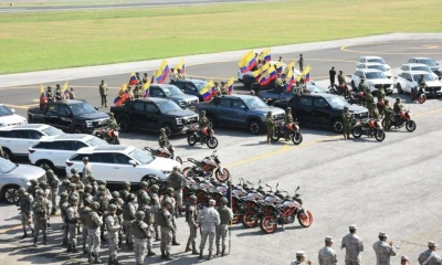 La dotación está compuesta por 54 camionetas y 85 motocicletas, que serán utilizadas para patrullajes, controles y operativos / Foto: cortesía Ministerio de Defensa