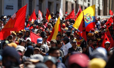  Las centrales sindicales agrupadas en el Frente Unitario de Trabajadores realizaron una marcha el 9 de octubre del 2019. - Foto: REUTERS