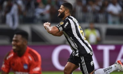 Emelec quedó eliminado de la Libertadores con un penal de Hulk / Foto: EFE