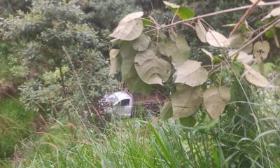 4 personas murieron al caer una camioneta a un abismo en Zamora Chinchipe / Foto: Cortesía