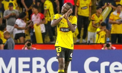 Janner Corozo anotó 2 goles en la victoria de Barcelona / Foto: EFE