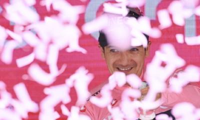 Carapaz:"La última semana es favorable para mi, daré todo por la maglia rosa" / Foto: EFE