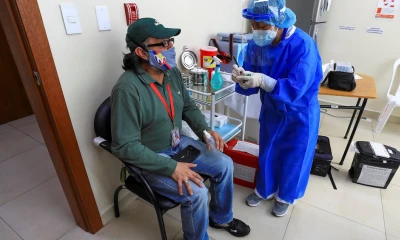 Ecuador registró 2.953 positivos y suma ya 564.238 casos de covid-19 / Foto: EFE 