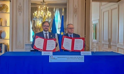 Reimberg destacó la firma del documento junto a François-Noël Buffet, ministro del Interior de Francia / Foto: cortesía Ministerio del Interior