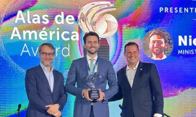 El ministro de Turismo, Niels Olsen fue galardonado / Foto: cortesía Ministerio de Turismo 