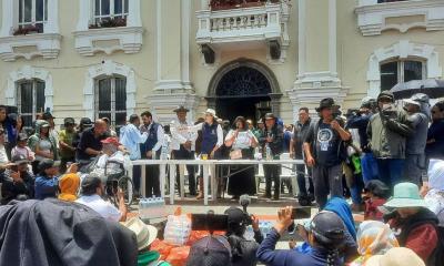 Los bloqueos por las manifestaciones se mantienen todavía / Foto: EFE