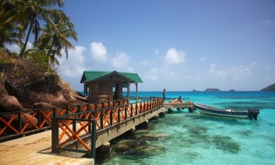 Las aguas cristalinas y los arrecifes de Isla Múcura reflejan el creciente interés por los destinos menos explorados del Caribe colombiano. /Foto: cortesía Baquianos