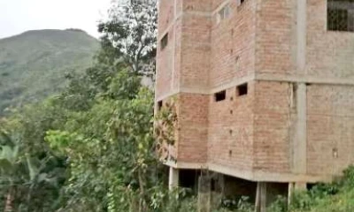 Deslave. Las personas no podrán volver a utilizar los inmuebles. Foto: La Hora