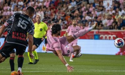 Campana sustituyó de la mejor forma el sábado al argentino Lionel Messi, anotando el doblete en el triunfo por 3-2 contra el Sporting Kansas City / Foto: EFE