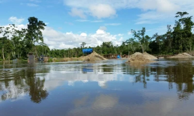 Dos militares permanecen desaparecidos tras el accidente; un militar y un bombero lograron sobrevivir / Foto: cortesía 