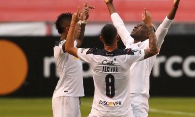 Liga superó 3-1 a Vélez con gran actuación de Martínez Borja / Foto: EFE