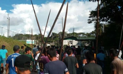 MEDIDA. Pobladores irrumpieron en la zona de explotación petrolera. Foto: La Hora