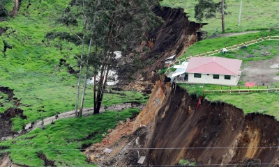 Cerca de 300 personas siguen en albergues tras deslizamiento en Chunchi / Foto EFE