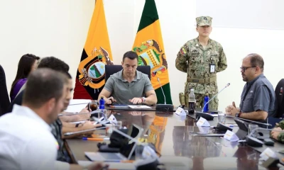 Entre los oficiales retirados se encuentran tres generales del Ejército y dos vicealmirantes de la Armada / Foto: cortesía Presidencia