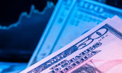 La divisa estadounidense bajó -$23,04 pesos respecto a la jornada anterior (-0.64%). / Foto: Shutterstock