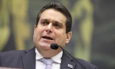 El procurador general, Juan Carlos Larrea, presentó ayer su informe anual de labores / Foto: cortesía Asamblea Nacional